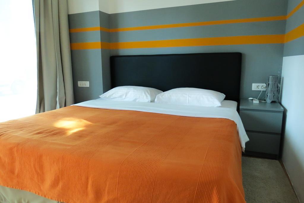Bed And Breakfast Four Rooms Zadar Bagian luar foto