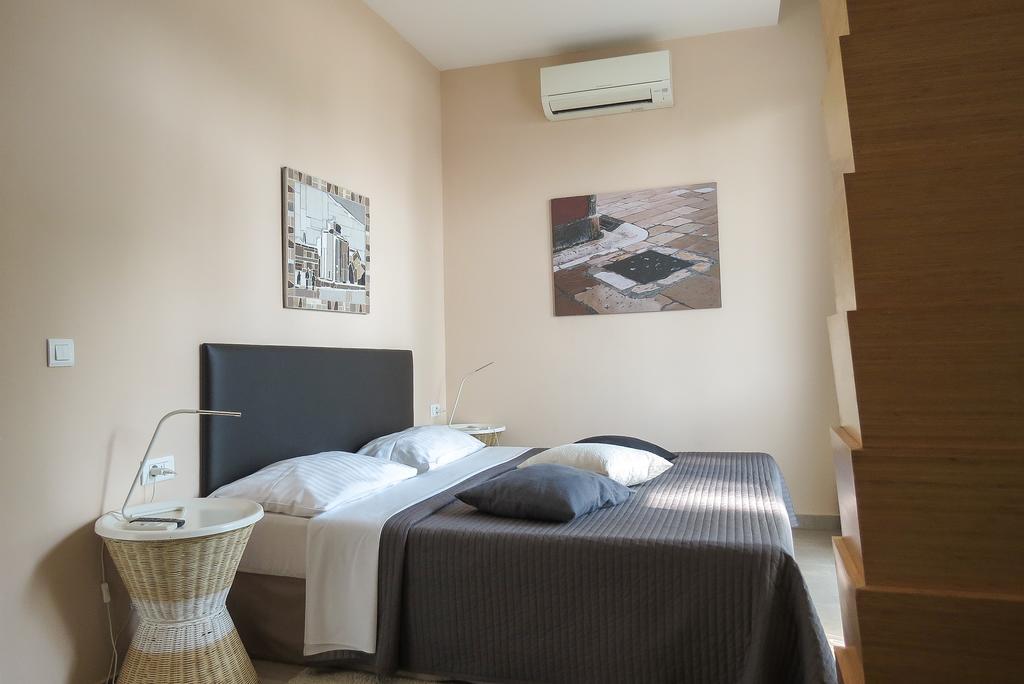 Bed And Breakfast Four Rooms Zadar Bagian luar foto