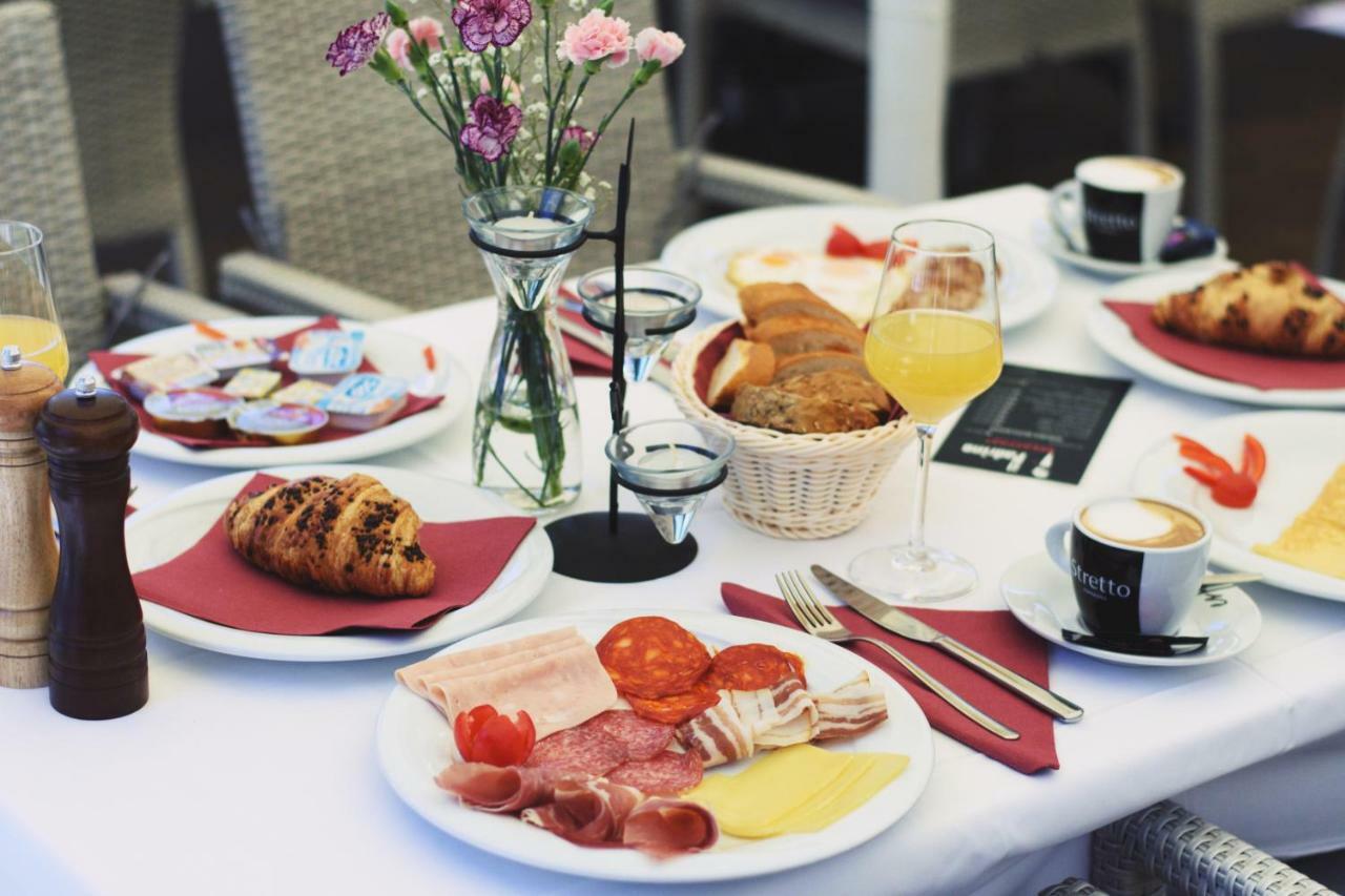 Bed And Breakfast Four Rooms Zadar Bagian luar foto